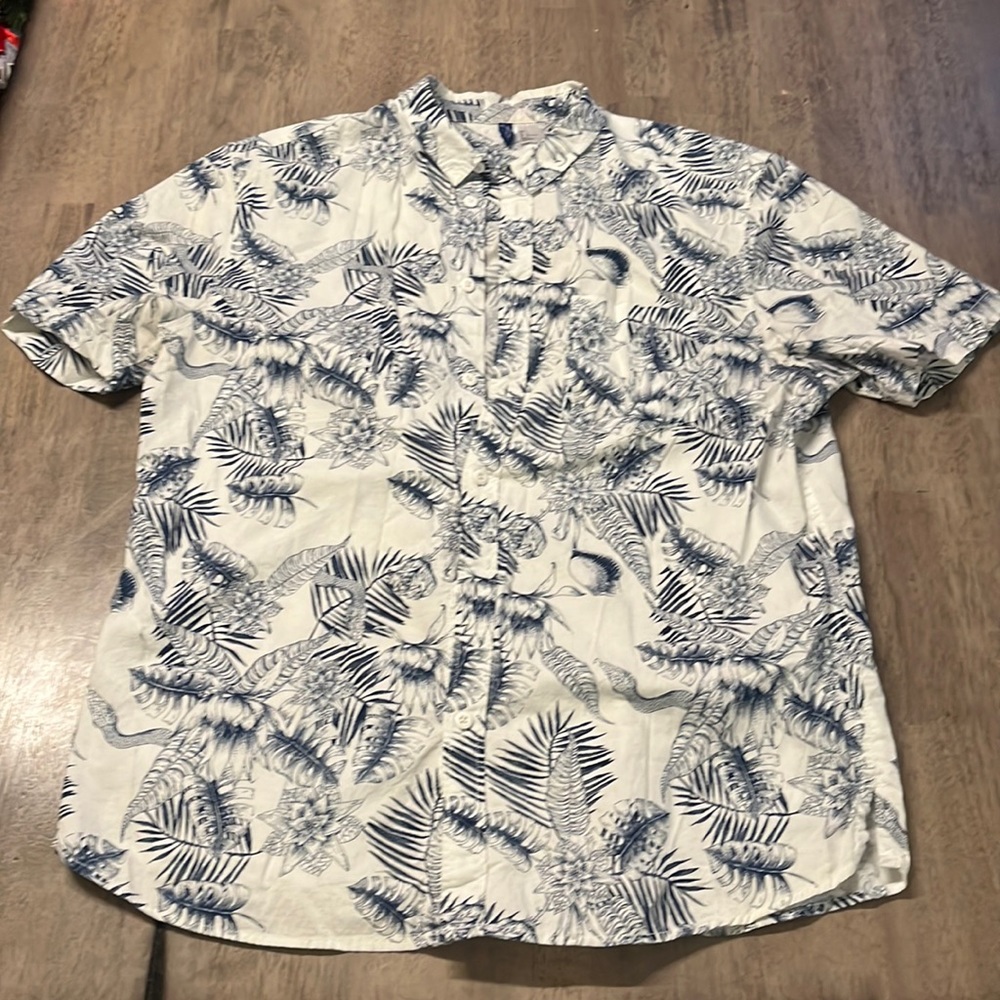 Flower Hawaiian Button Down